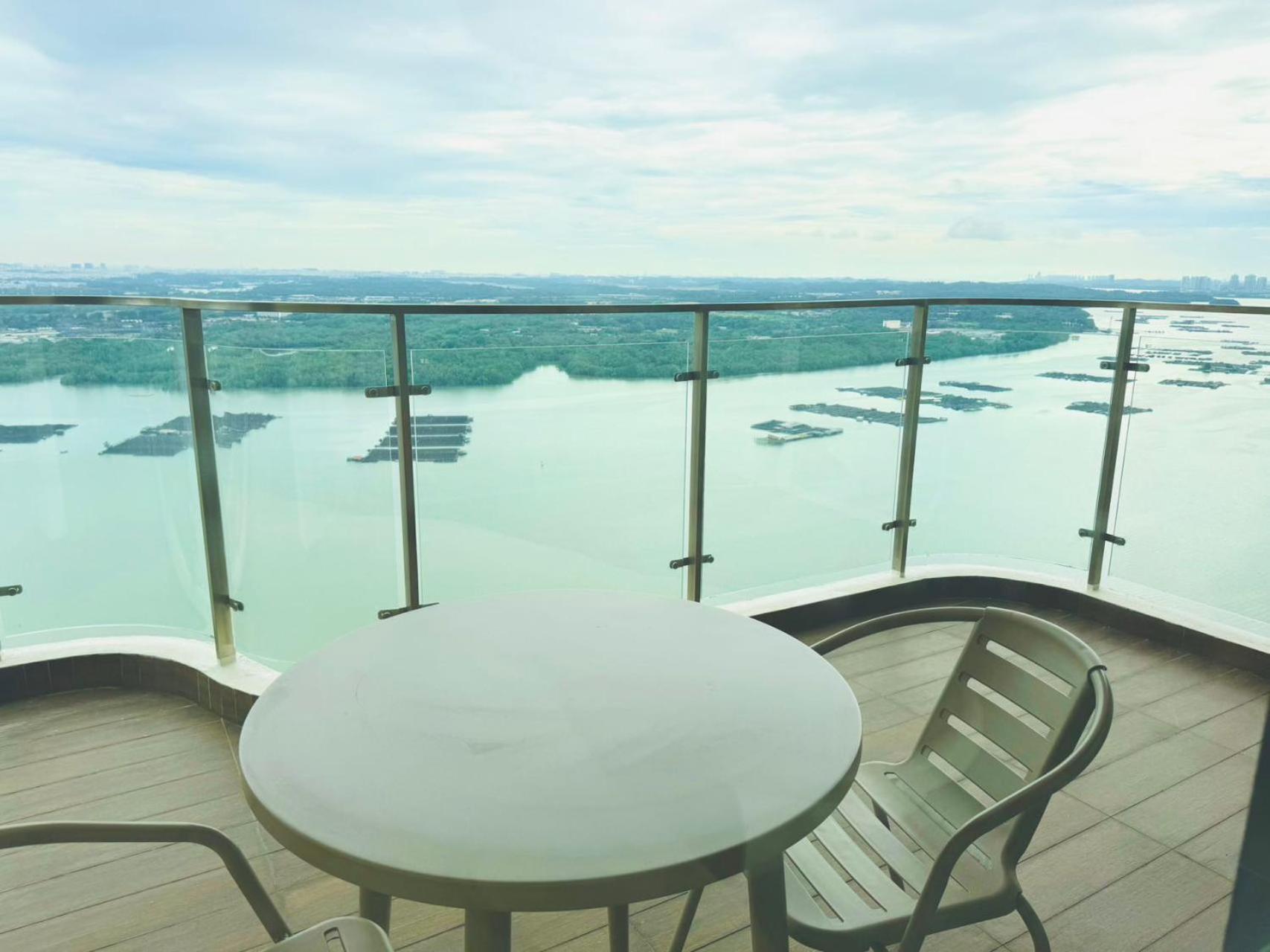 Danga Bay Seaview Laurel Bay Breeze Pangsapuri Johor Bahru